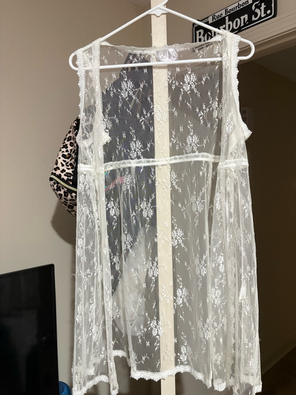 Sheer Floral Lace Sleeveless Robe - White